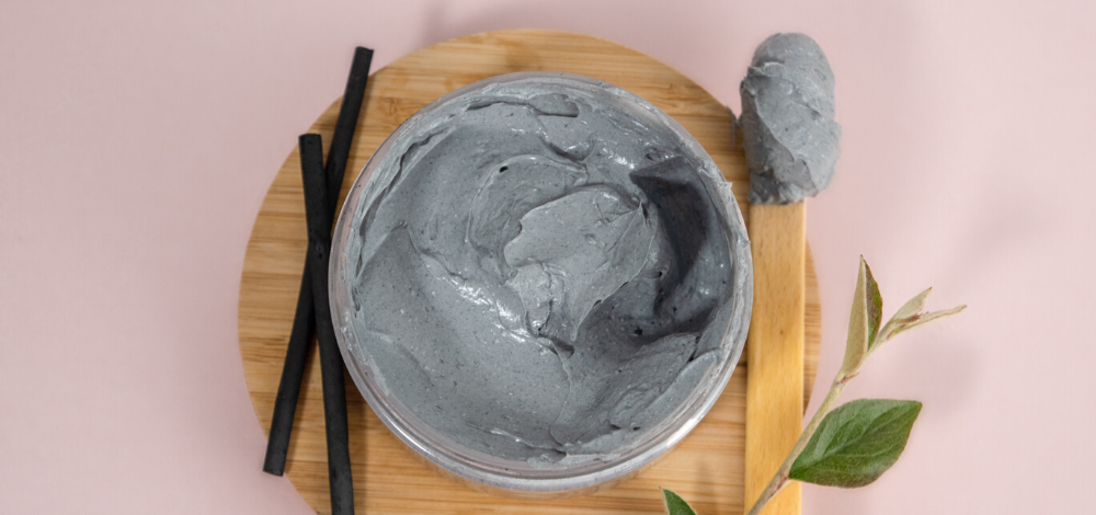 Máscara Facial Hidratante de Pepino y Carbón Activado