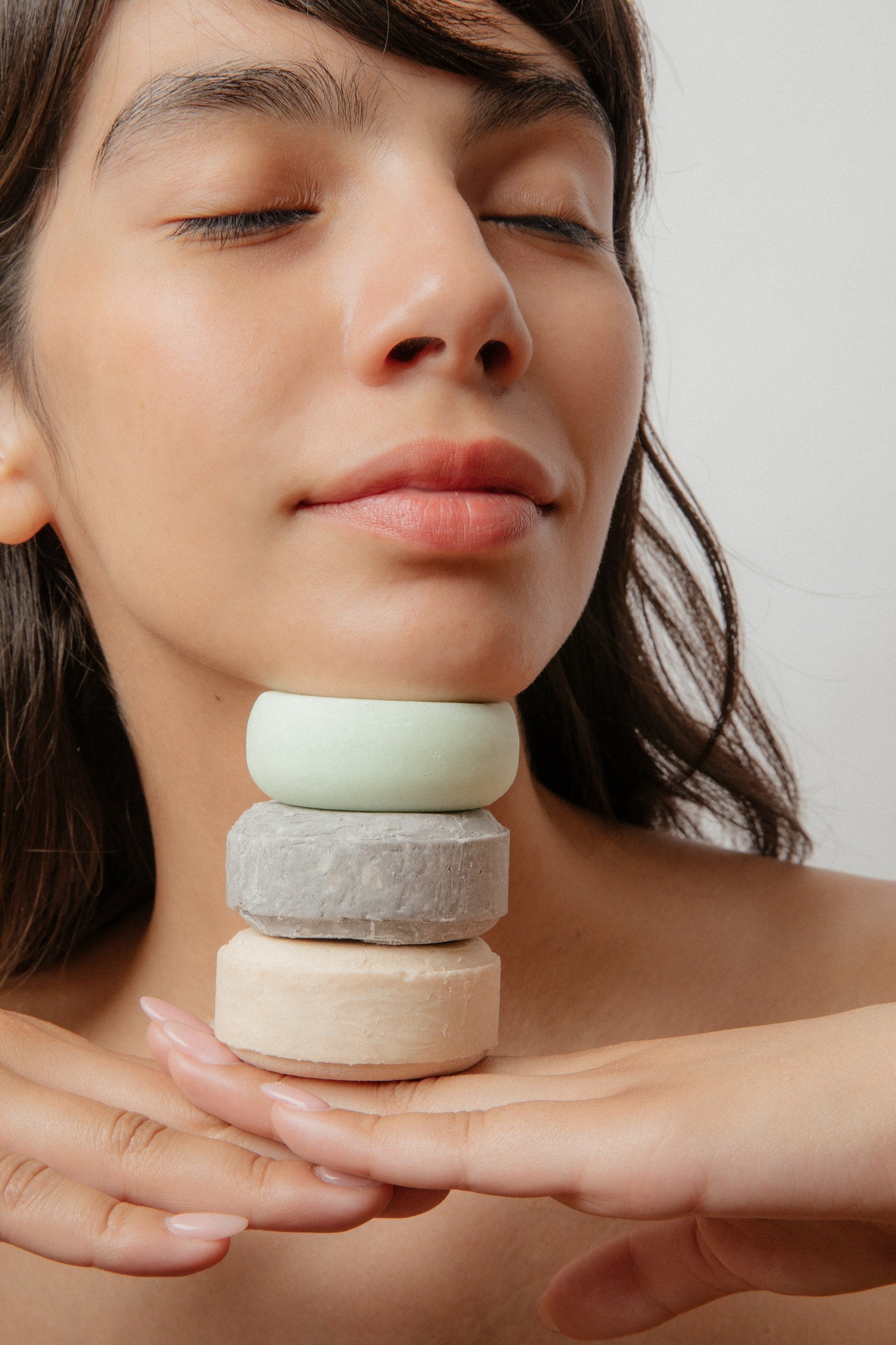🌿 Shampoo Sólido Cabello Normal Graso Algas y Carbón Activado Abracadabra 🌿