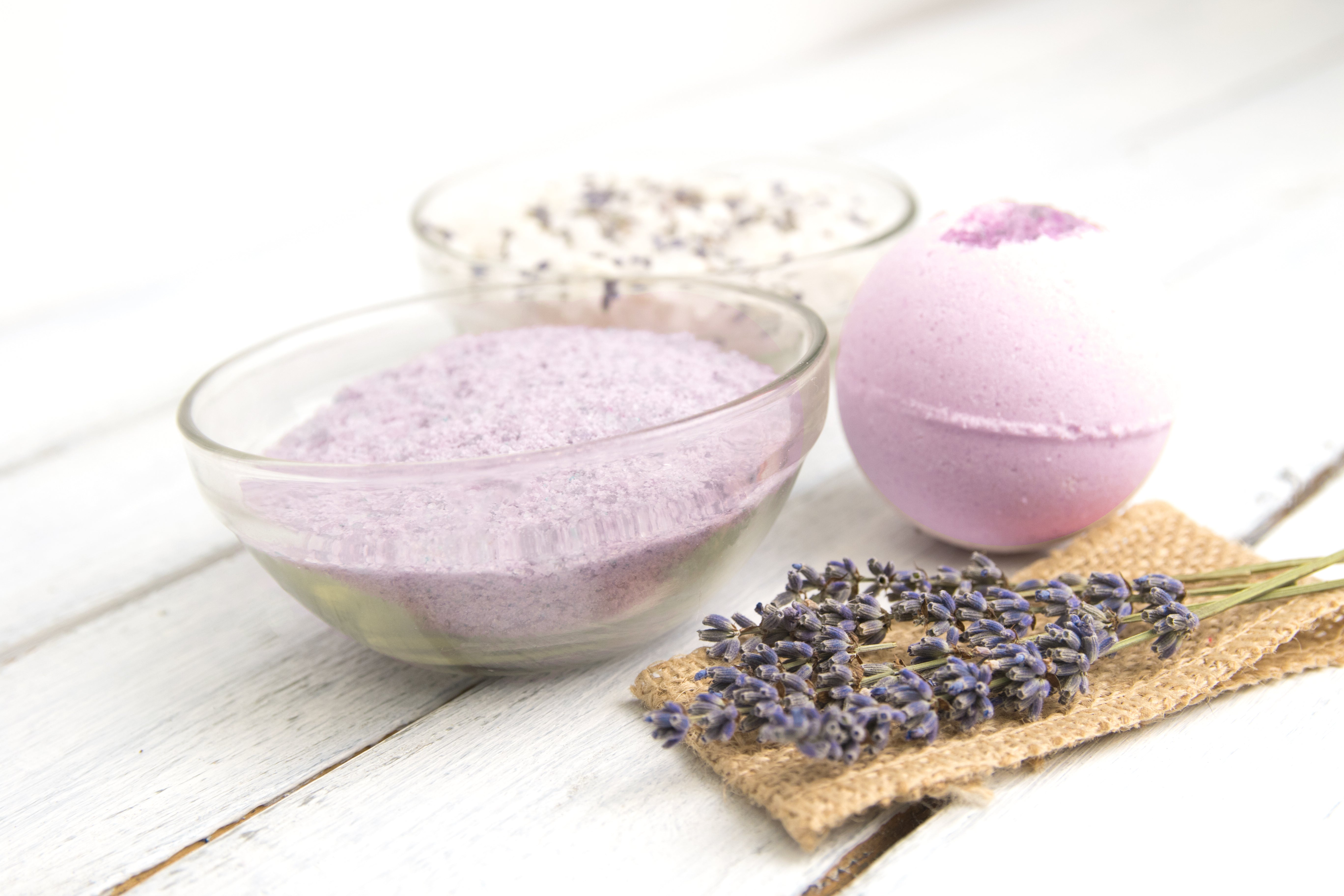 CURSO PRESENCIAL DE JABONES NATURALES Y PRODUCTOS DE RELAJO