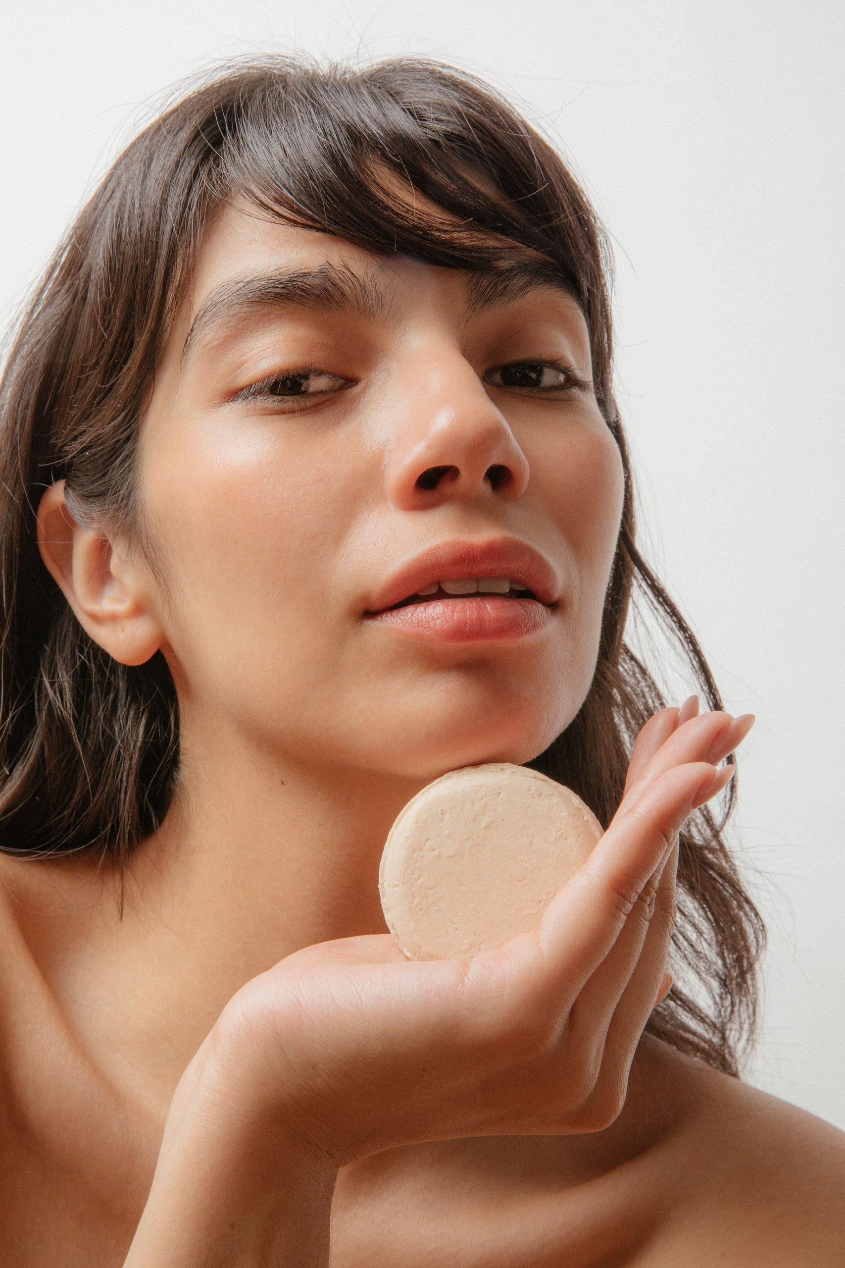 🌿 Shampoo Sólido Cabello Normal Graso Algas y Carbón Activado Abracadabra 🌿